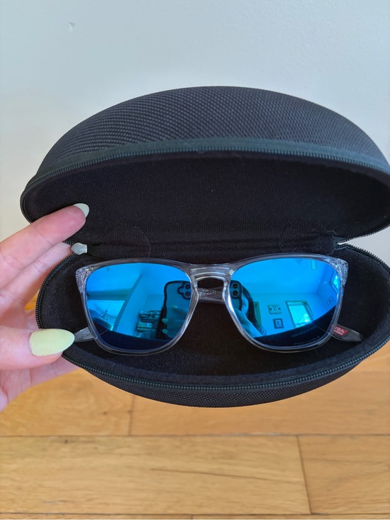 Oakley Accessories - Oakley Manorburn Sunglasses